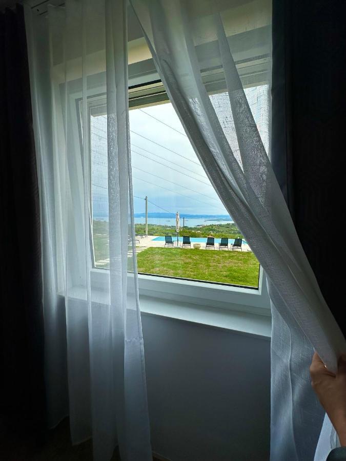 Apartmaji Meli Pu Izola Luaran gambar