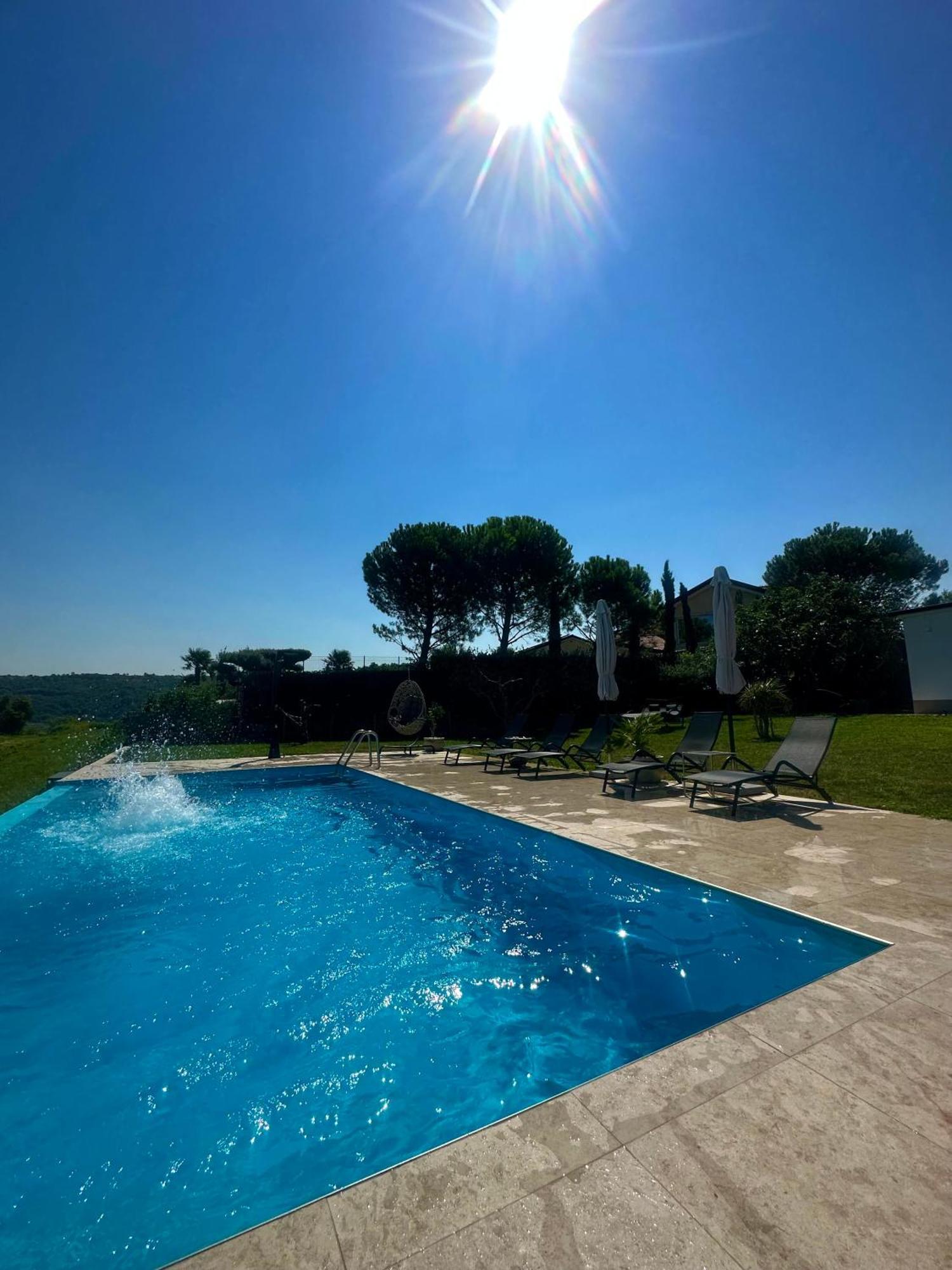 Apartmaji Meli Pu Izola Luaran gambar