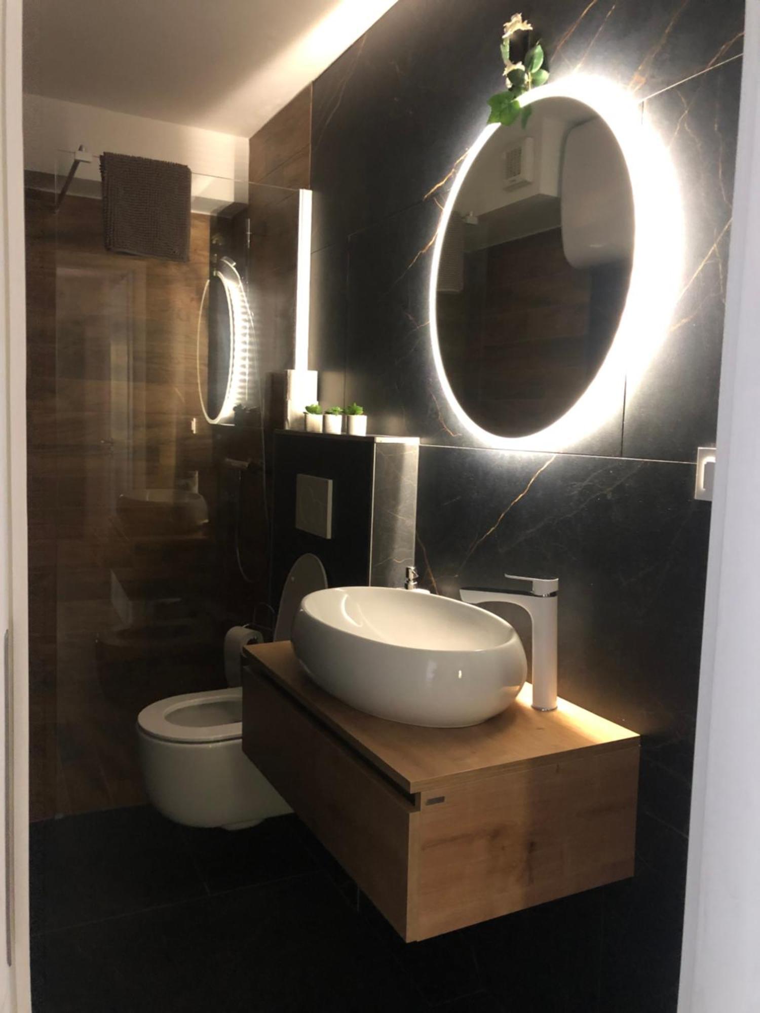 Apartmaji Meli Pu Izola Luaran gambar